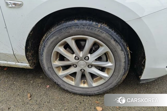 Buick GL6 id 4242479 из Китая 13