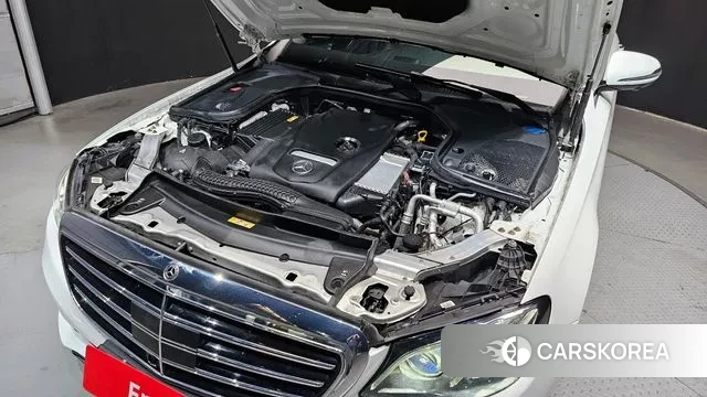 Mercedes-Benz E-Class W213 id 3187554 из Кореи 16