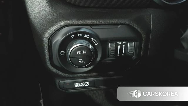 Jeep Gladiator (JT) id 3922873 из Кореи 16