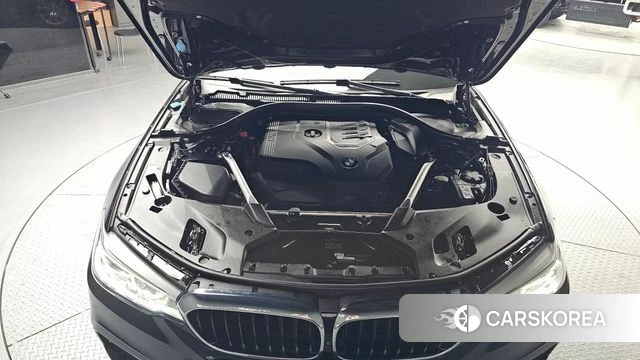 BMW 5 Series (G30) id 4625868 из Кореи 32
