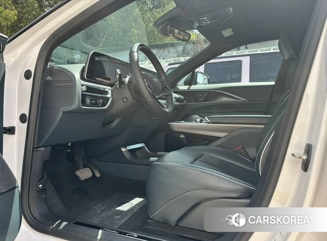 Cadillac IQ Ruige 2023 Белый из Китая, фото 6