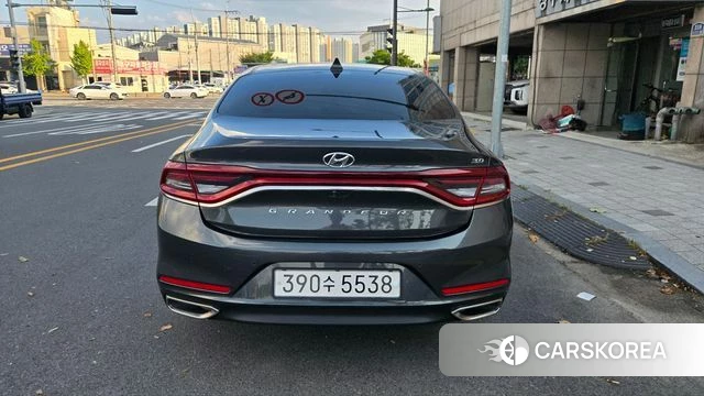 Hyundai Grandeur IG id 4626127 из Кореи 16
