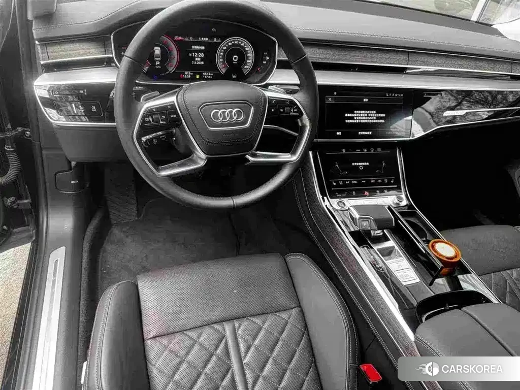 Audi A8 id 4546590 из Китая 11