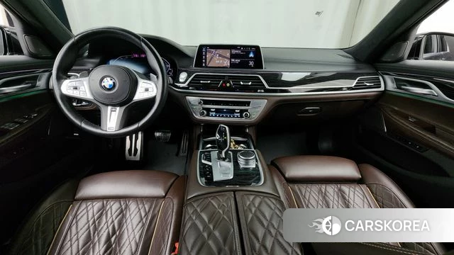 BMW 7 Series (G11) id 4525055 из Кореи 32