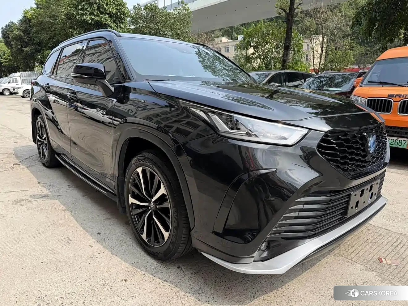 Toyota Crown 2022 Черный из Китая, фото 6
