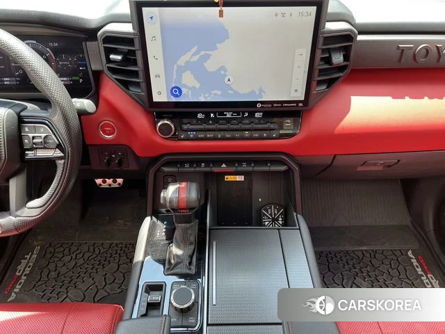 Toyota Sequoia 2024 Черный из Китая, фото 6