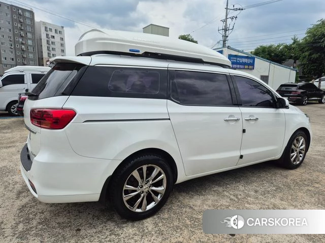Kia The New Carnival id 4482902 из Кореи 16
