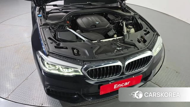 BMW 5 Series (G30) id 4304771 из Кореи 32