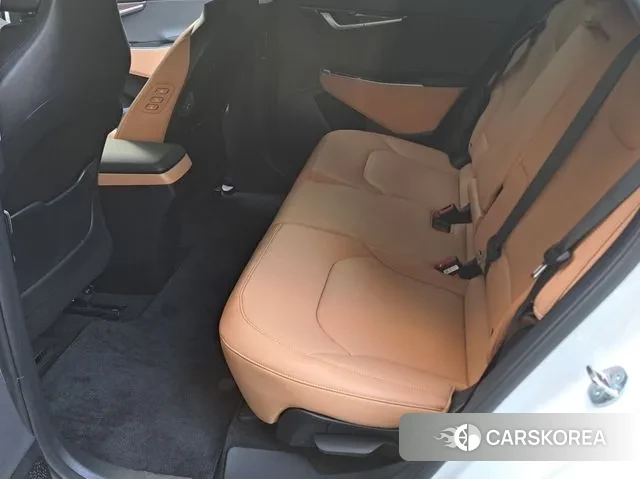 Kia EV6 2023 Белый из Кореи, фото 6