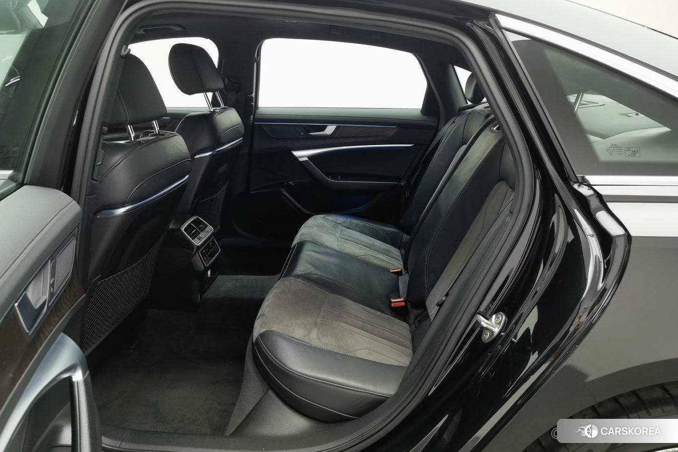 Audi A6L PHEV id 4405777 из Китая 20