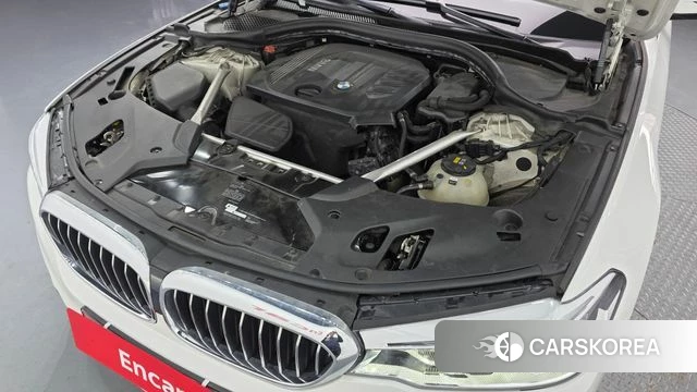 BMW 5 Series (G30) id 4448120 из Кореи 16