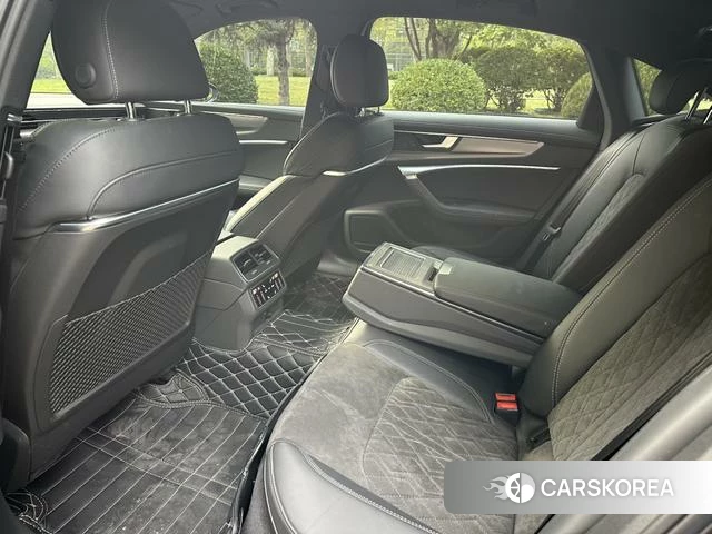 Audi A6L id 4222045 из Китая 20