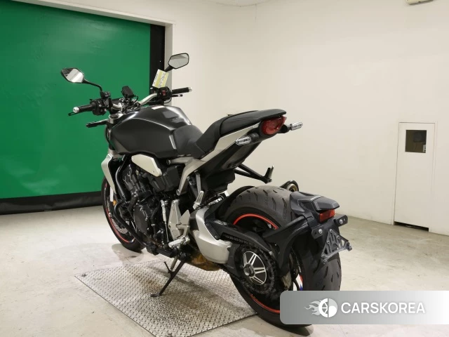 Honda CB1000R id 4368016 из Японии 6