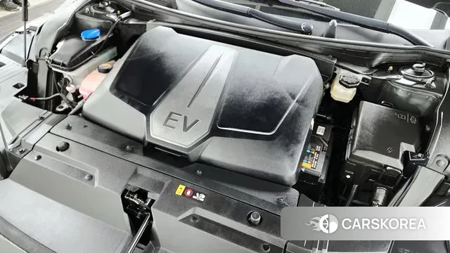 Kia EV6 id 3654544 из Кореи 16