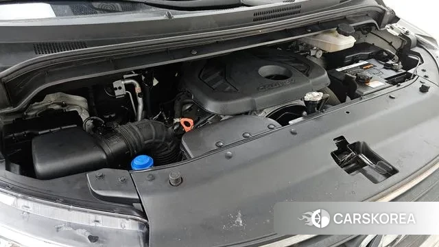 Hyundai The New Grand Starex id 3646337 из Кореи 16