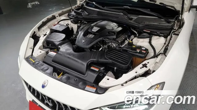 Maserati Ghibli id 2346082 из Кореи 16