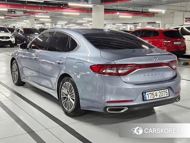 Hyundai Grandeur IG Hybrid id 3703846 из Кореи 16