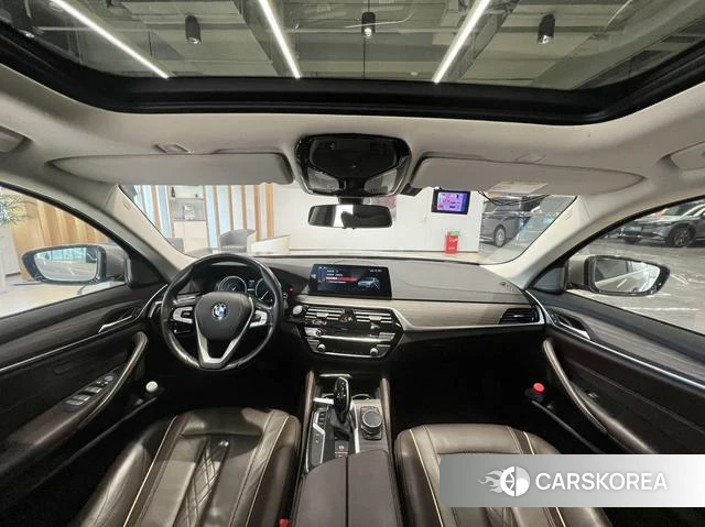 BMW 5 series PHEV id 4211848 из Китая 12