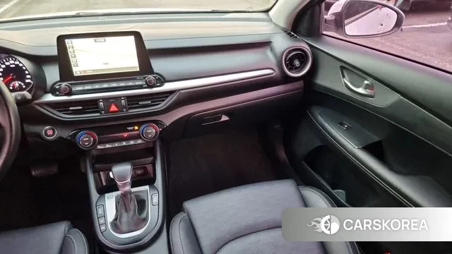 Kia Come New K3 id 3570762 из Кореи 16