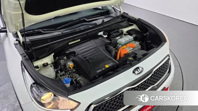 Kia Niro id 3308235 из Кореи 16