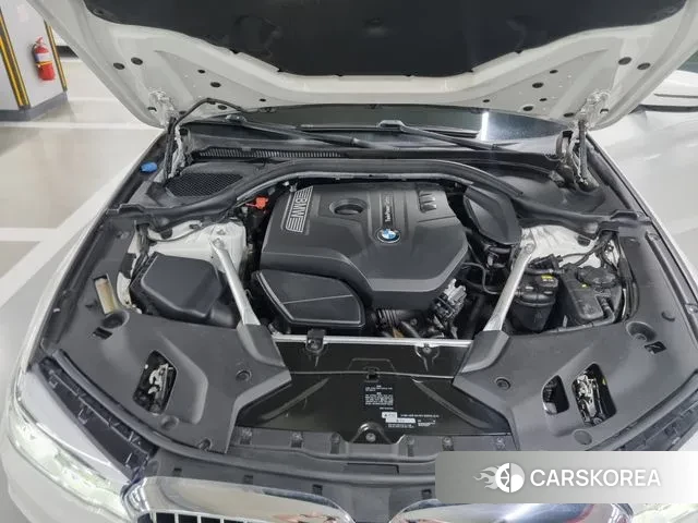 BMW 5 Series (G30) id 2997465 из Кореи 16