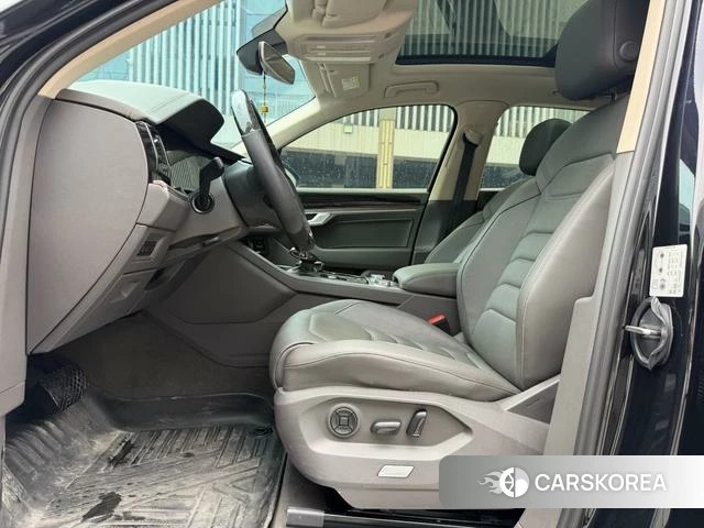 Volkswagen Touareg id 4392315 из Китая 11