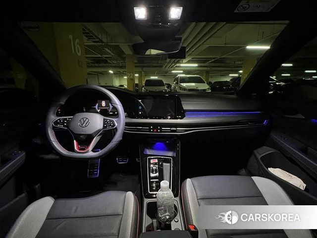 Volkswagen Golf 8th Generation 2023 Черный из Кореи, фото 6
