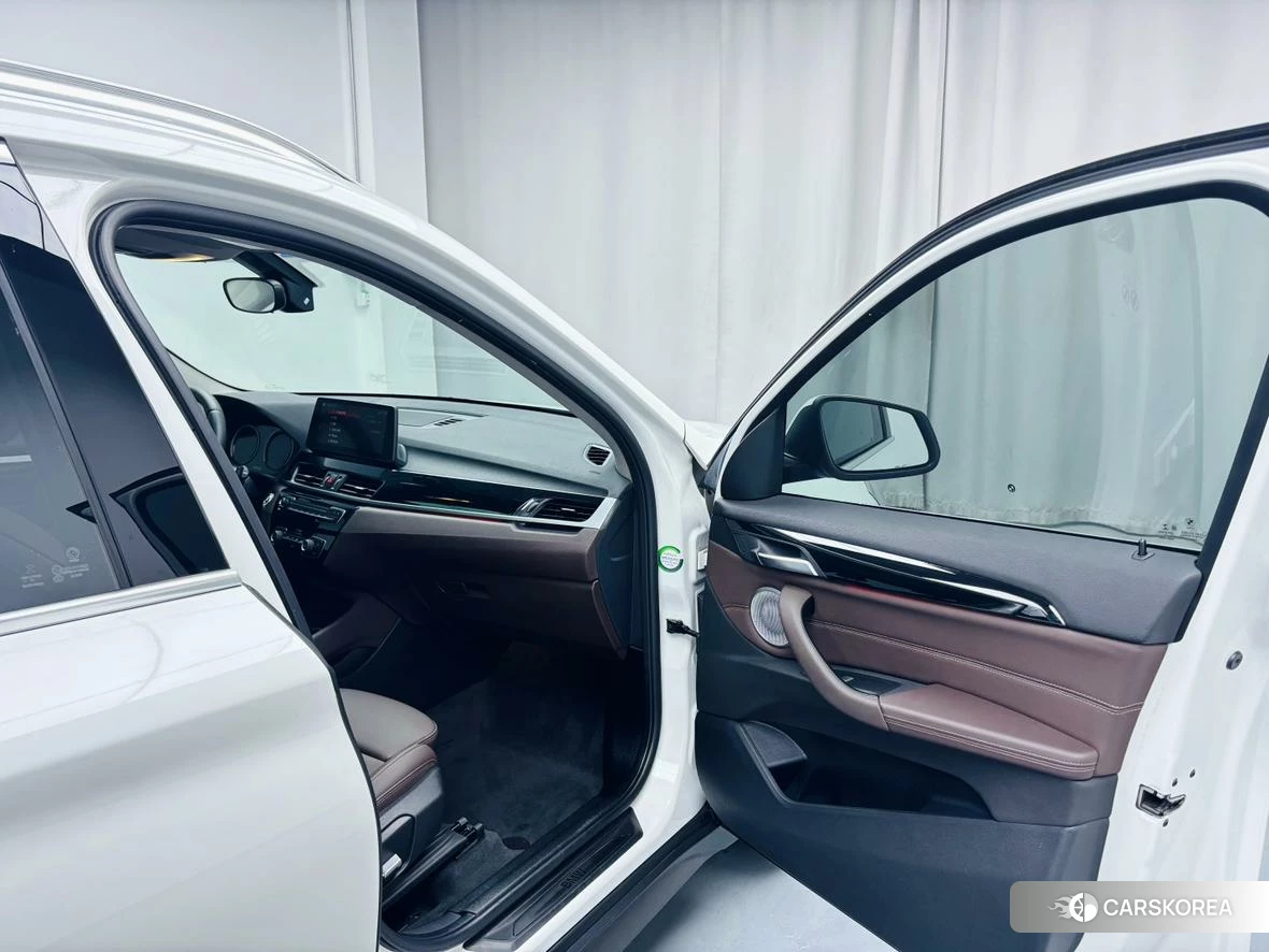 BMW X1 id 4510493 из Китая 17
