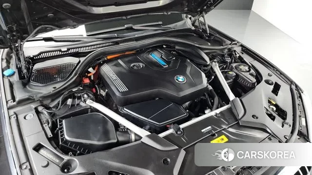 BMW 5 Series (G30) id 3566962 из Кореи 16