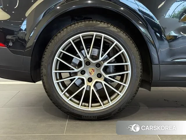 Porsche Cayenne (PO536) id 2905348 из Кореи 6