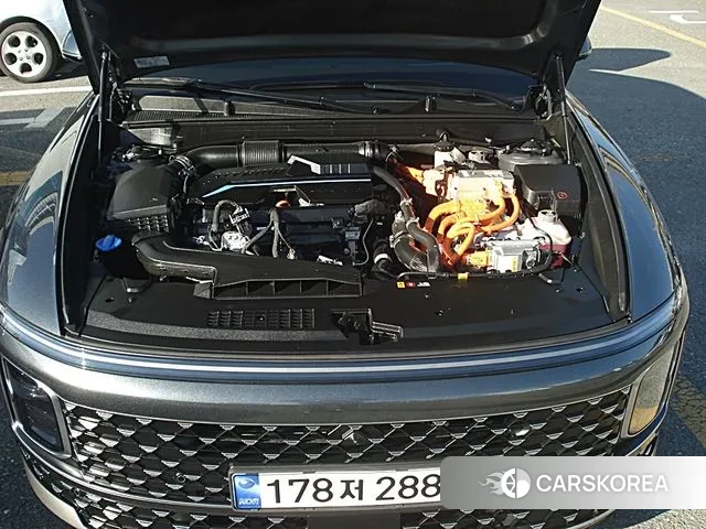 Hyundai Grandeur Hybrid (GN7) id 3452632 из Кореи 16