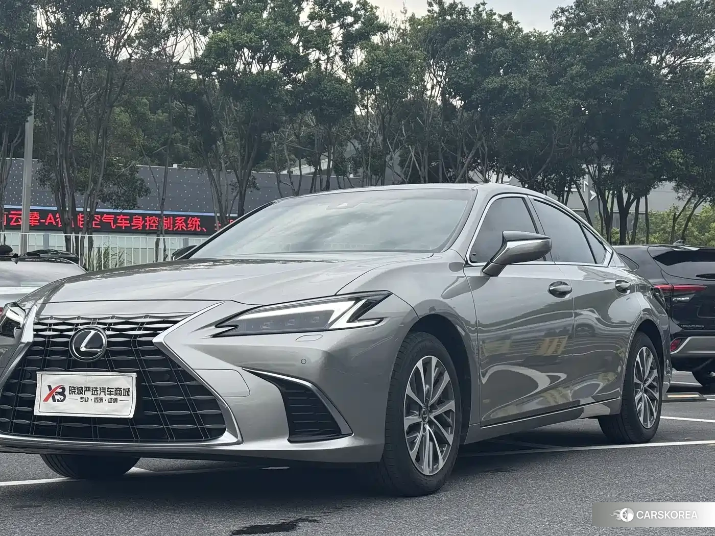 Lexus ES id 4577500 из Китая 16