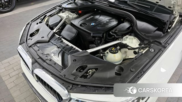 BMW 5 Series (G30) id 3829128 из Кореи 16