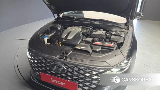 Hyundai The New Grandeur IG id 3718118 из Кореи 16