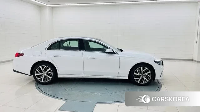 Mercedes-Benz E-Class W214 id 2925380 из Кореи 16