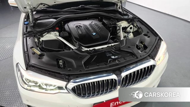 BMW 5 Series (G30) id 4310859 из Кореи 30