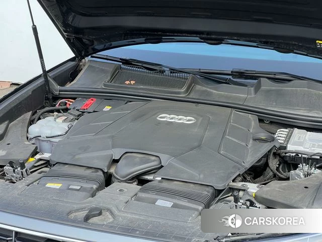 Audi Q8 id 4261377 из Китая 16