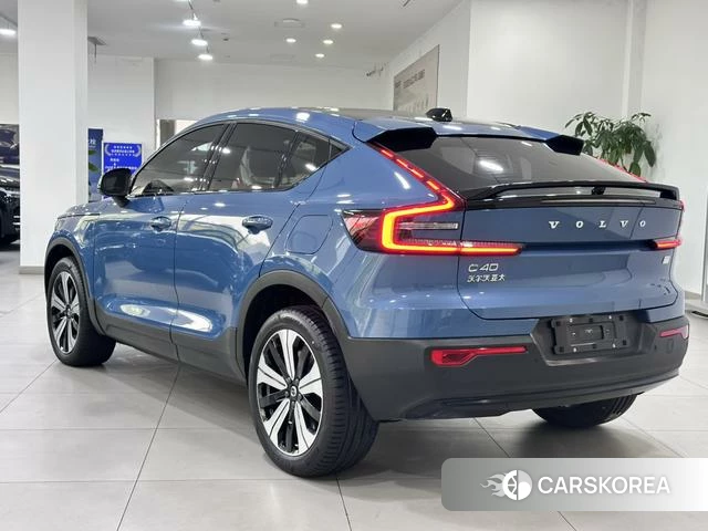 Volvo C40 EV id 3939429 из Китая 14