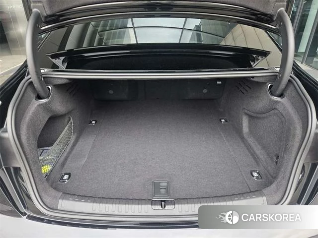 Audi A6L id 4333660 из Китая 11