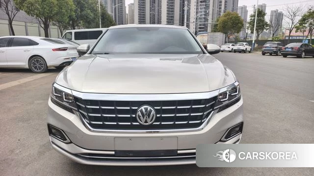 Volkswagen Passat id 3856289 из Китая 15