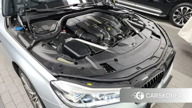 BMW 7 Series (G11) id 3423245 из Кореи 16