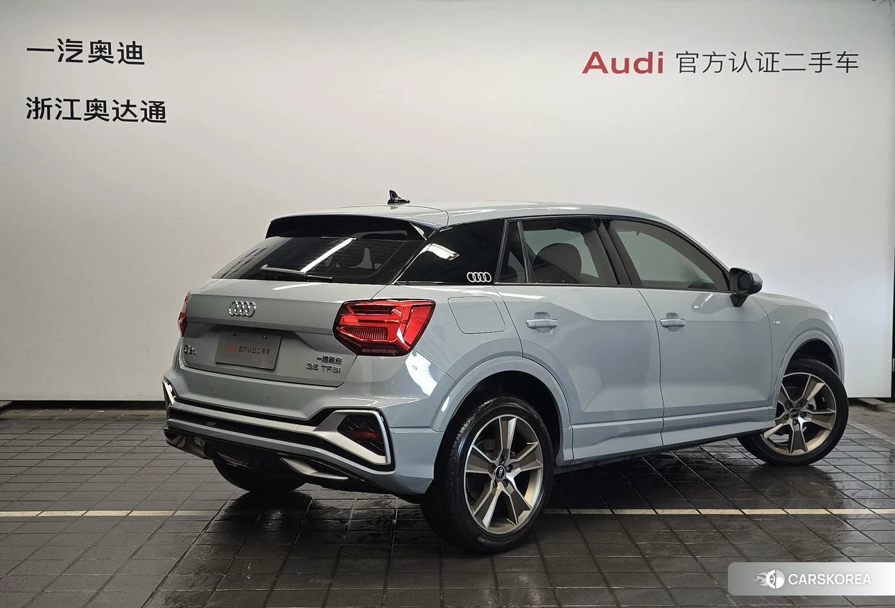 Audi Q2L id 4486323 из Китая 12