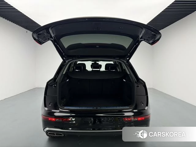 Audi Q5L id 4359476 из Китая 16