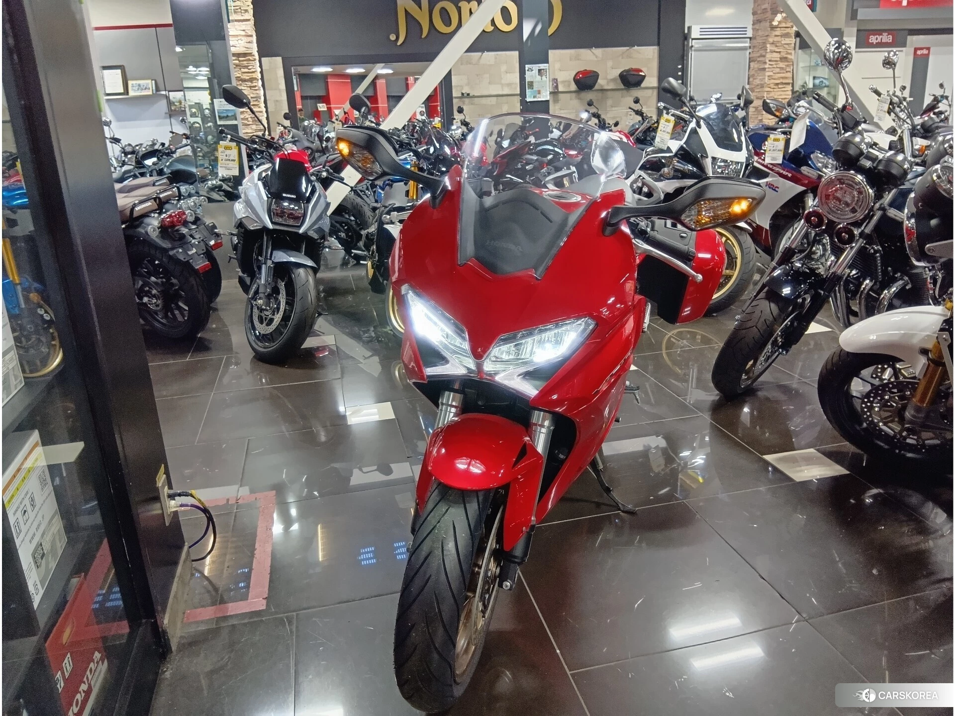 Honda VFR800F id 4373963 из Японии 7