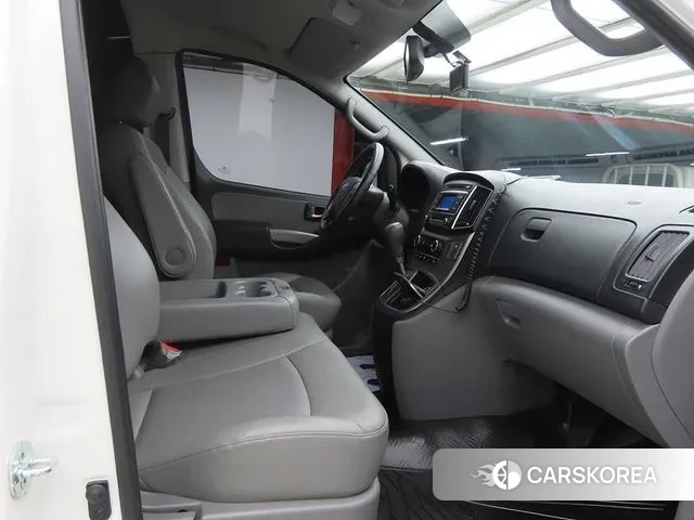 Hyundai The New Grand Starex id 3626058 из Кореи 15