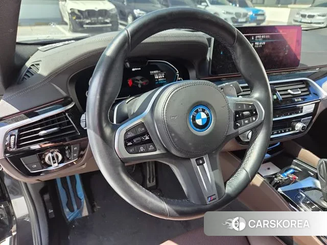 BMW 5 Series (G30) 2022 Серый из Кореи, фото 6