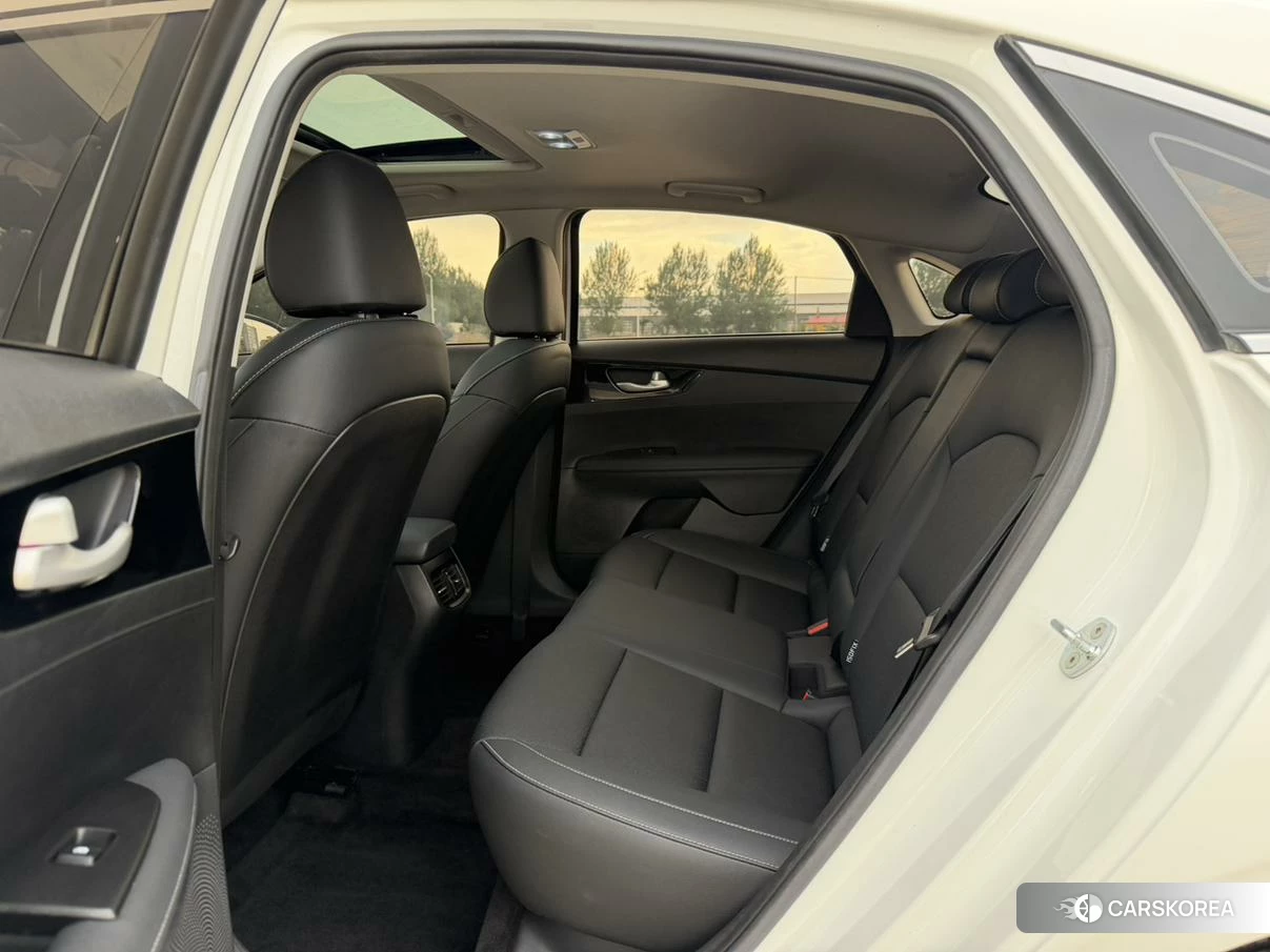 Kia K3 id 4452344 из Китая 13
