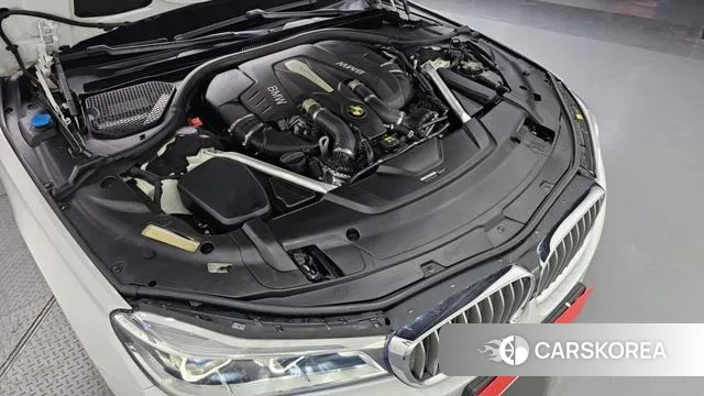 BMW 7 Series (G11) id 3018852 из Кореи 16