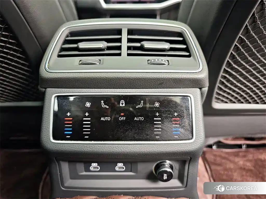 Audi A6L id 4629465 из Китая 14