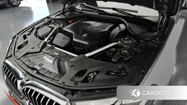 BMW 5 Series (G30) id 3426719 из Кореи 16